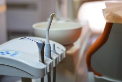 Glasjonomery w stomatologii – jakie jest ich zastosowanie?