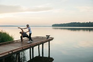 Rehabilitacja w wodzie: skuteczne metody i korzyści zdrowotne