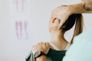 Uszkodzenia ścięgna Achillesa – objawy, rehabilitacja i metody leczenia