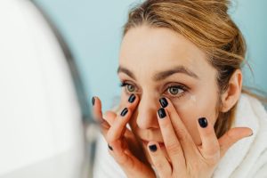Jak stosować Acne Derm? Bezpieczeństwo i efekty działania kremu