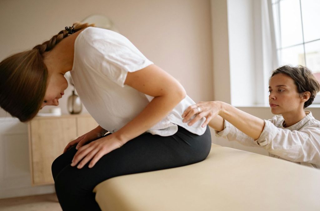 Rehabilitacja kręgosłupa – znaczenie, metody i efektywność