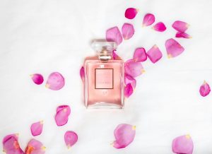 Odlewki markowych perfum – sposób na testowanie zapachów przed zakupem